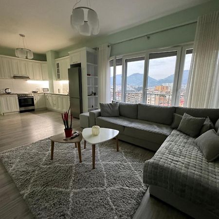 Tirana Centre Lions Gate 2 Apartment Esterno foto